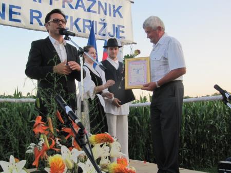 Proslava ob 17. občinskem prazniku Občine Razkrižje z obeležitvijo 24. obletnice odhoda JLA iz tega dela Slovenije in 70 let od konca 2. svetovne vojne 32